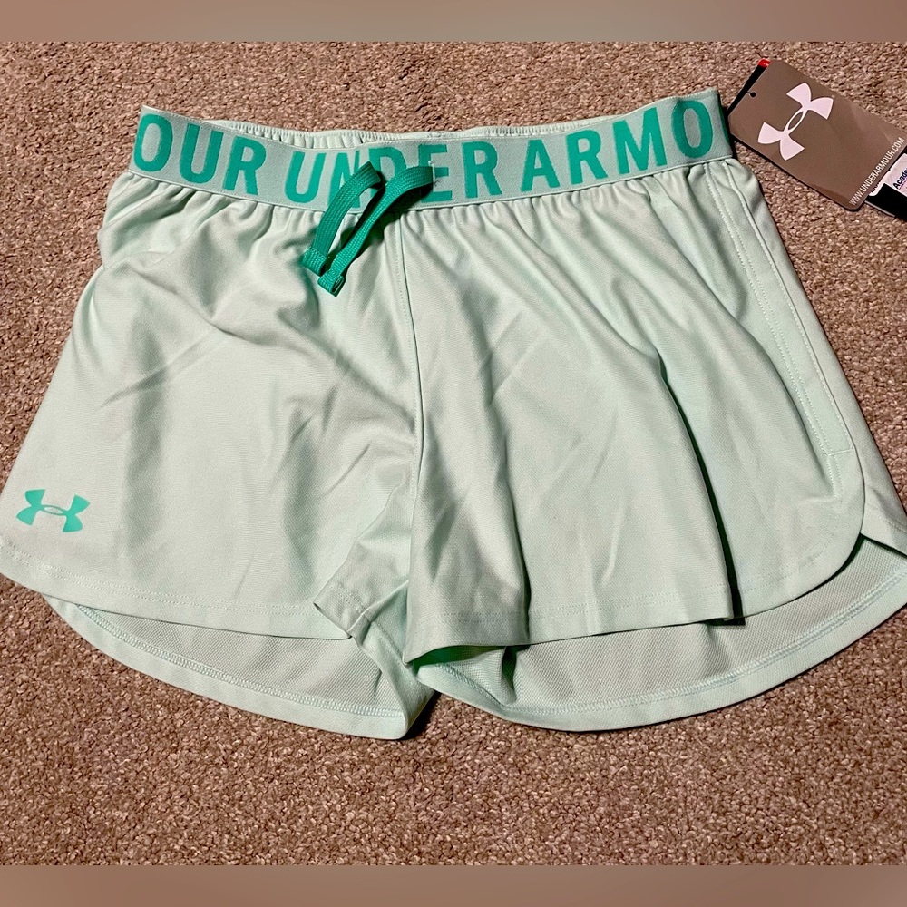 NWT mint green girls size YLG Under Armor shorts.